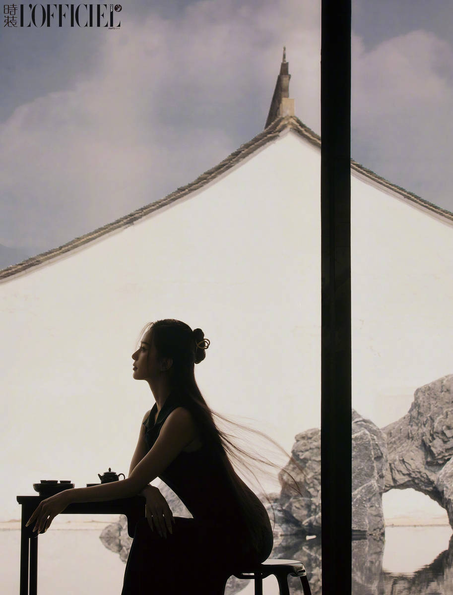 刘诗诗中式风格又美又媚 袅娜古韵之中诗意盎然