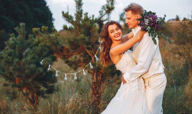 收入多少才适合结婚 154b42a6be88488f8089ae2f1dc80862.jpeg