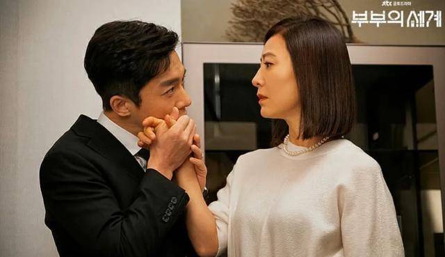 夫妻的世界 在线观看 92f2bb7d18ce42d285df7d8fe99c1261.jpeg