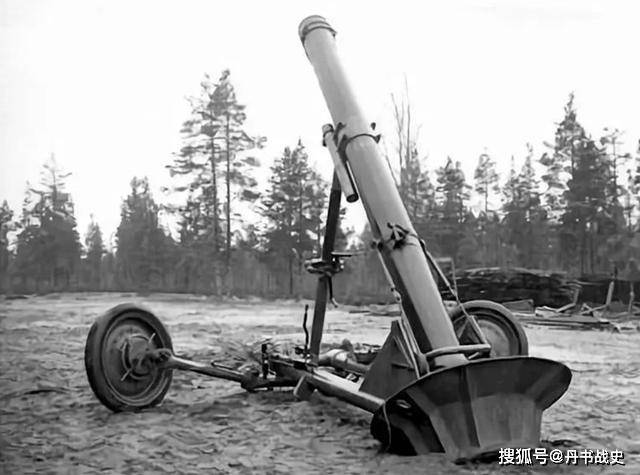 芬兰AMOS迫击炮系统,火炮界的双枪