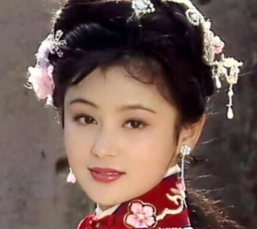 何晴是唯一演遍四大名著的女演员,《西游记》怜怜可爱,电影《红楼梦》
