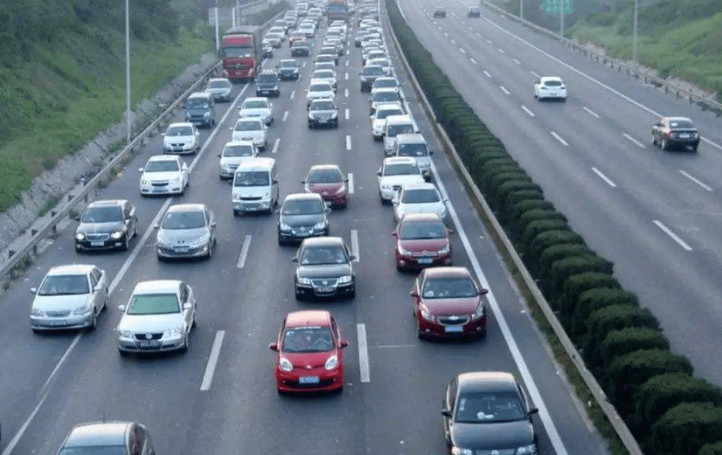 国道收费站什么时候免费 4f216e33c94d42448f739c7dfff4cf0f.png