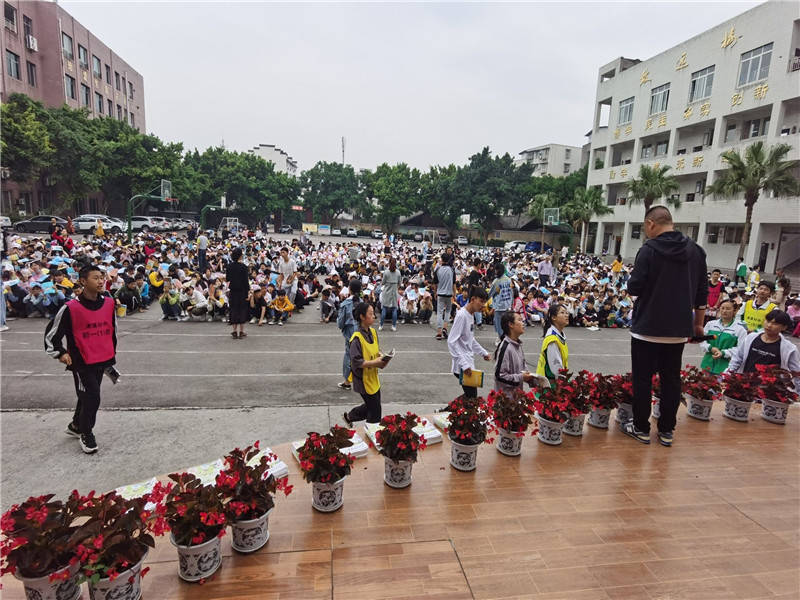犍为县清溪初级中学开展防震减灾疏散及消防安全演练