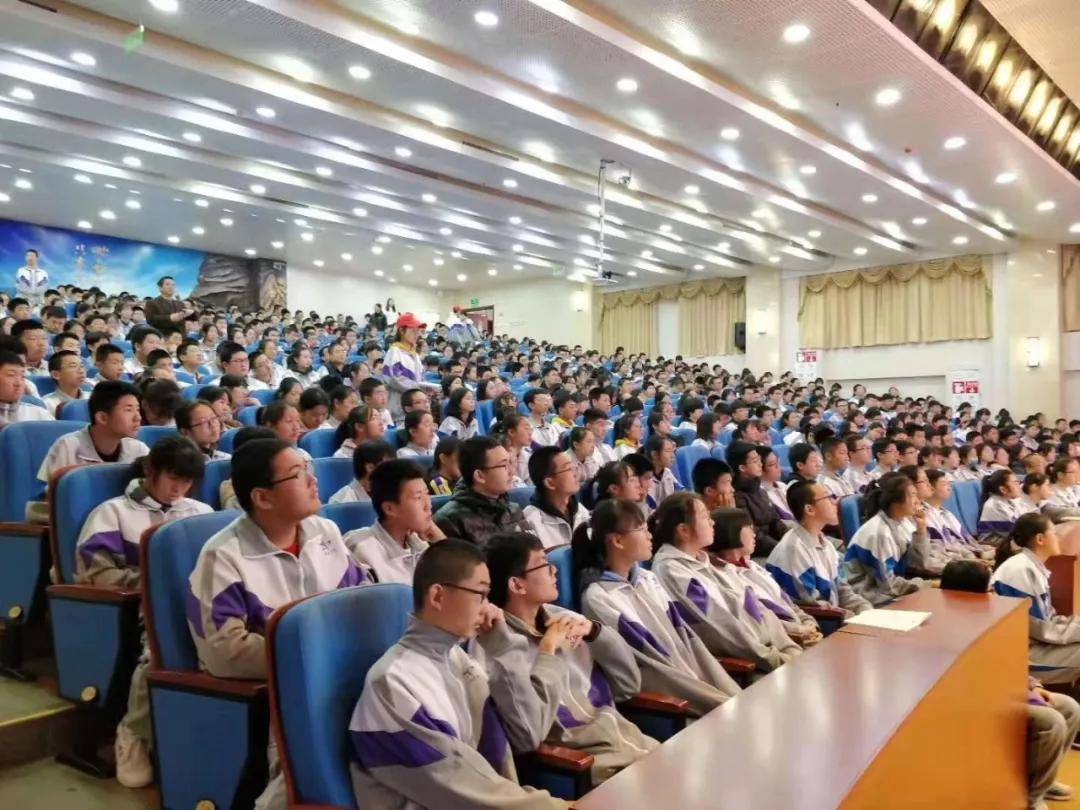 「志愿」别犹豫了，不然就晚了！给您十八个找聚铭师专家给孩子报志愿的理由