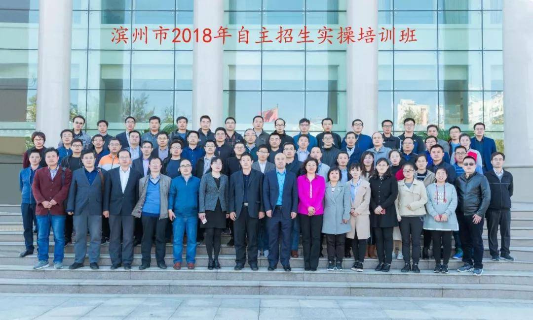 「志愿」别犹豫了，不然就晚了！给您十八个找聚铭师专家给孩子报志愿的理由