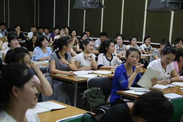 『实话』主要看这两门学科的成绩班主任说了大实话：学生是否聪明