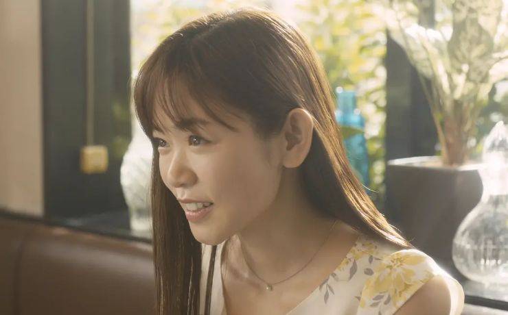 原创宅男的爱有多卑微，整整十年，他将自己锁在女神的世界里