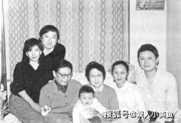 1994年,王朔老婆面对徐静蕾逼宫:你把他让给我吧,是怎么做的?