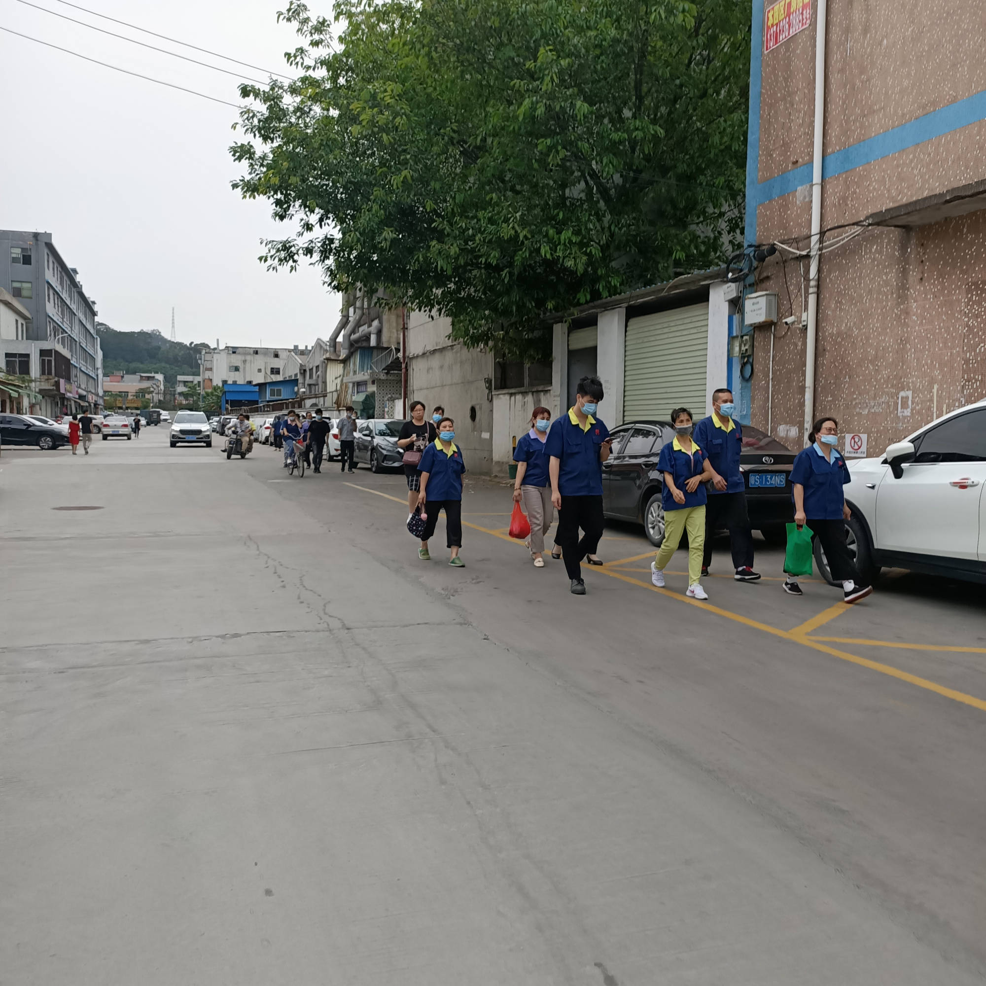 清攒人口_攒钱文字超清手机壁纸(3)