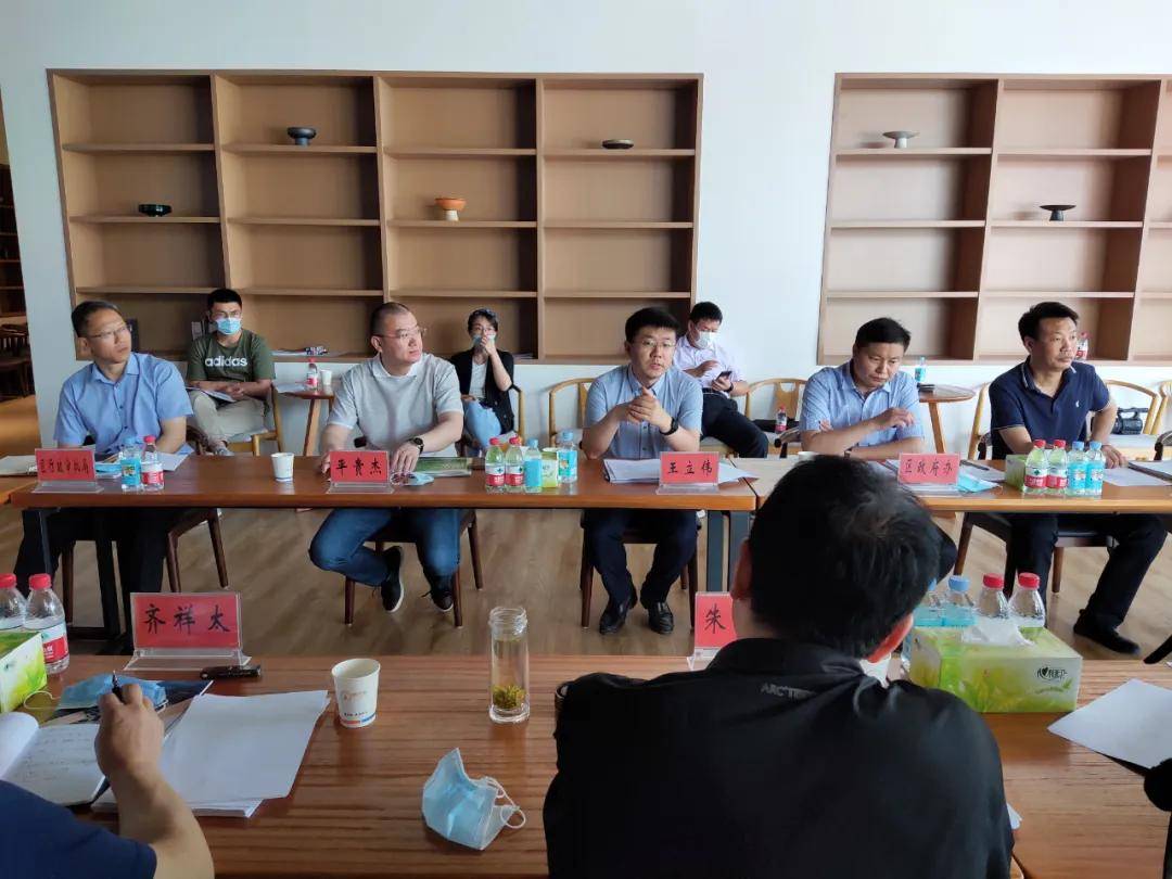 市委研究室主任朱鸿文市政府办公室三级调研员陈军到