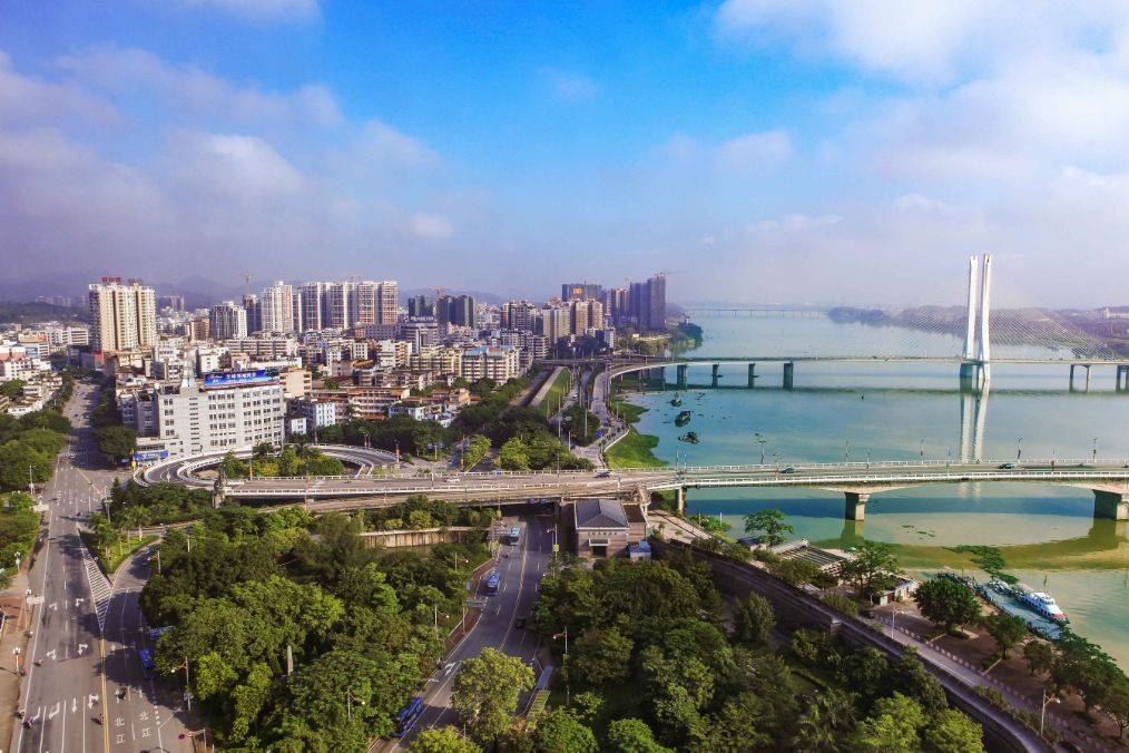 全国343个地级市gdp_湖北地级市gdp排名(3)