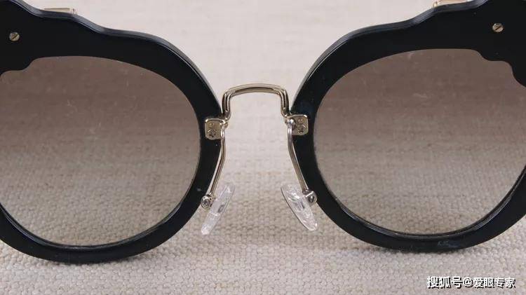 北京|Miu Miu缪缪眼镜介绍，及Miu Miu缪缪眼镜太阳镜的维修修理