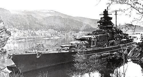 击沉提尔皮茨号战列舰的"高脚柜"炸弹能穿透多厚的装甲?