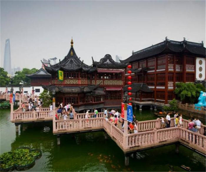 上海城隍庙，让人不为赞叹的寺庙古建筑风格_戏台