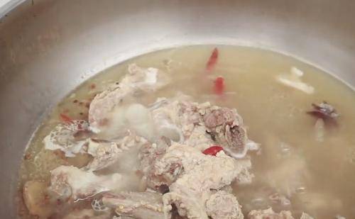 什么时候种白芷最好 e4f545e12d834b65a625b20153f80951.jpeg