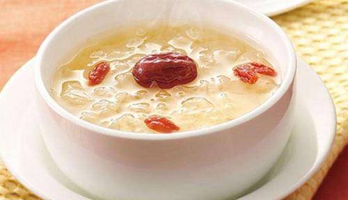 怎么挑选银耳干 bf4b21c38c9e445db47c65400e81b960.jpeg