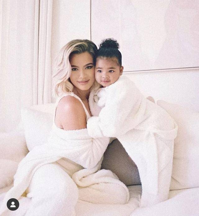 卡戴珊出售千万婚房,衣帽间比卧室大,前房主是比伯如今价格翻倍