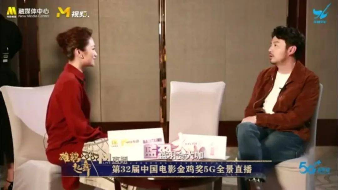 原创爸爸体验喂奶被吸出血，妈妈却说：这只是冰山一角……
