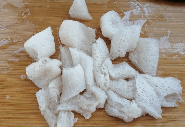 银耳怎么泡发快又软 282331d02fab417ba451495db1b69827.png