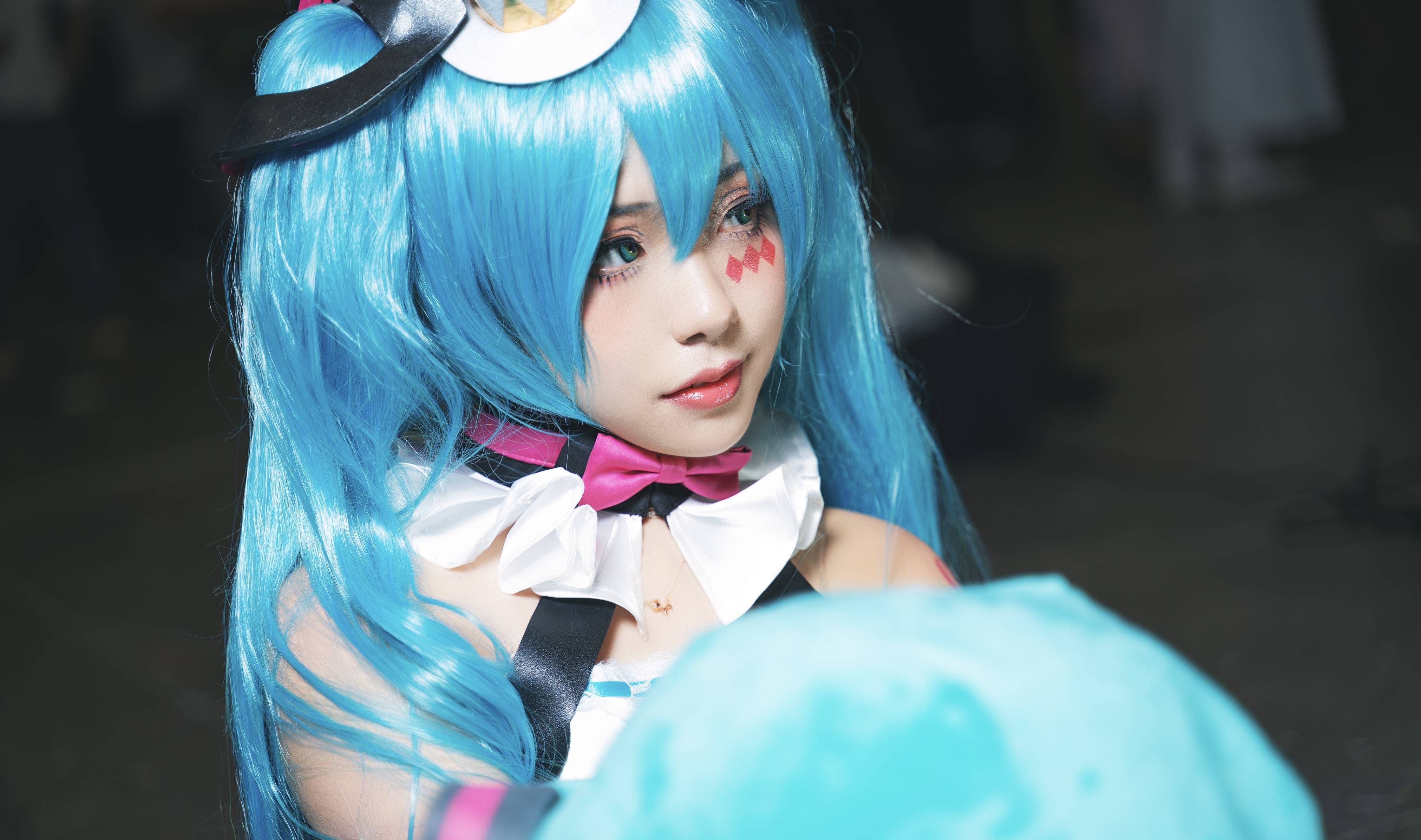 cosplay:初音未来@蓝途_沉迷吸兔