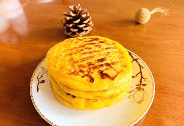 玉米饼怎么做又软又香甜 c9333429c8494a168706ba26aae45d31.png