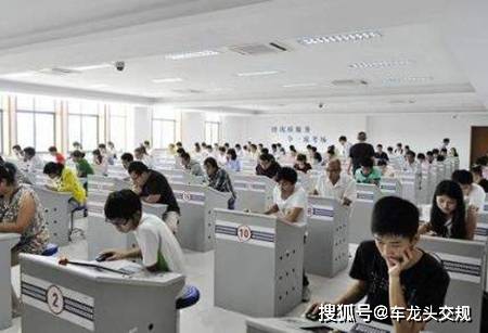 仿真考试科目一_货车b2科目一仿真考试_货车b2科目一仿真考试