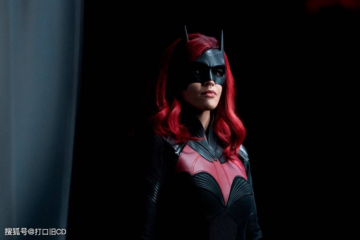 DC剧集《蝙蝠女侠》第二季将会创造一个新的角色来接过蝙蝠女侠的披风_瑞恩·怀尔德