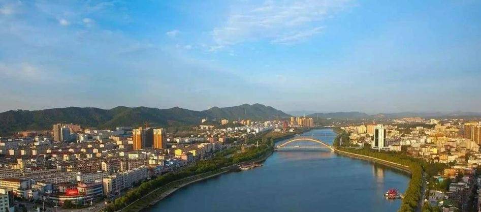 东中人口_东中市实验小学图片