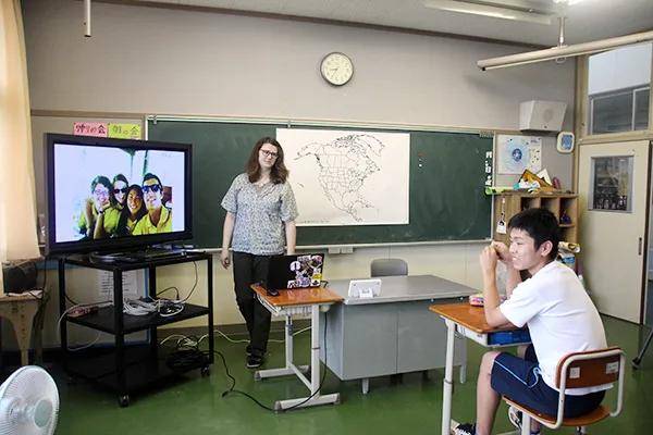 上海“1人幼儿园”引4亿人爆笑，日本这所“1人中学”却让无数人留下眼泪...