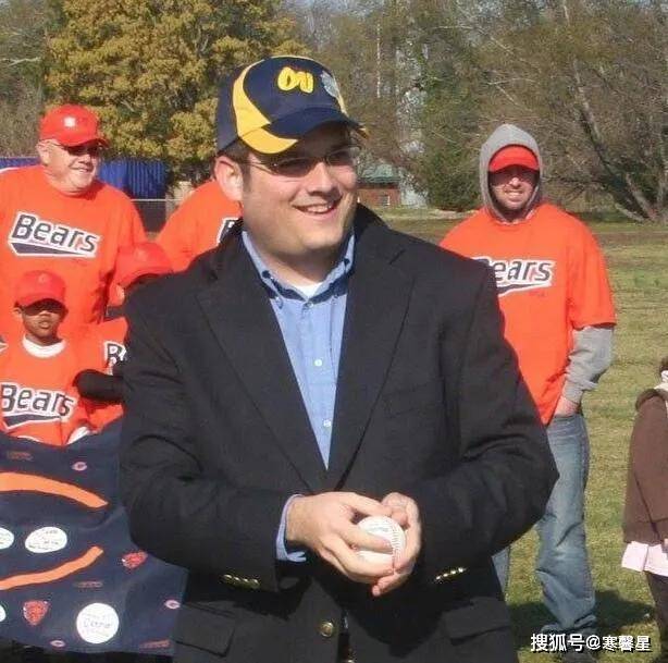 为什么打砸抢中餐馆？“中餐馆从不雇黑人！”？