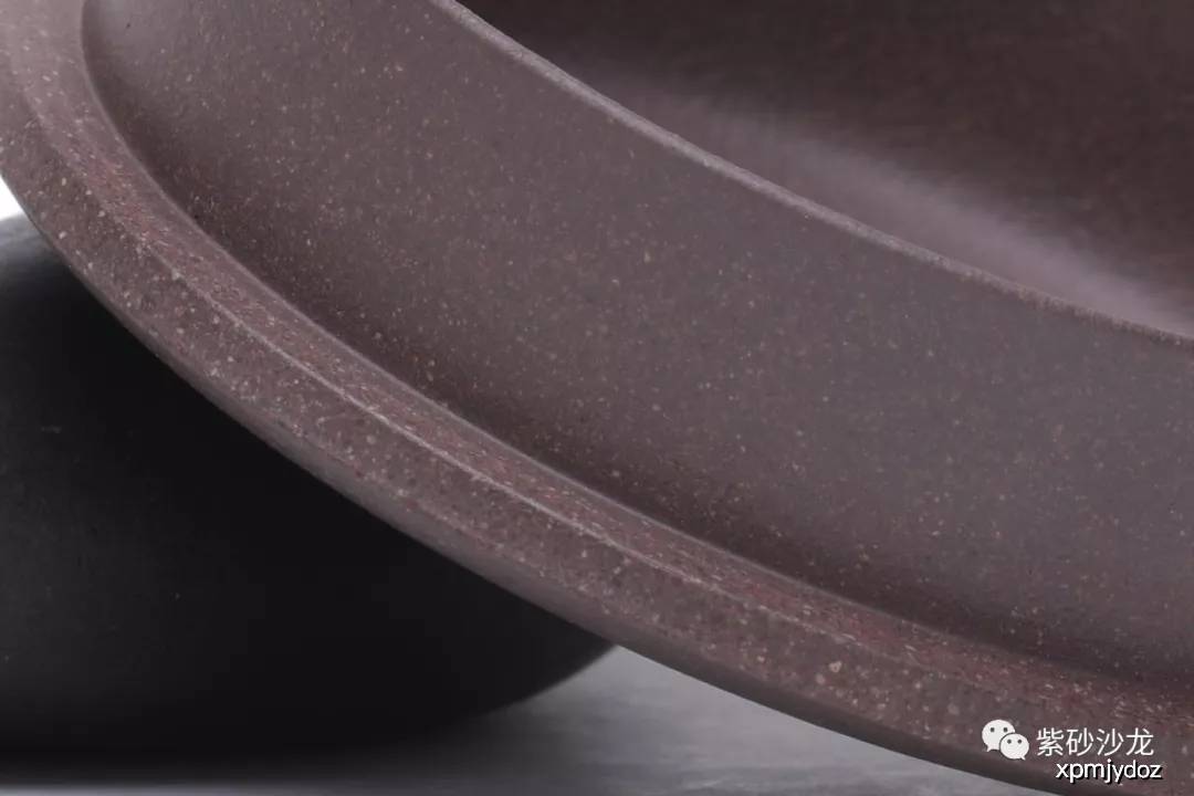 如何分辨紫砂壶泥料的好坏 9acf37a1e93047fb8acc9863a1d83f73.jpeg