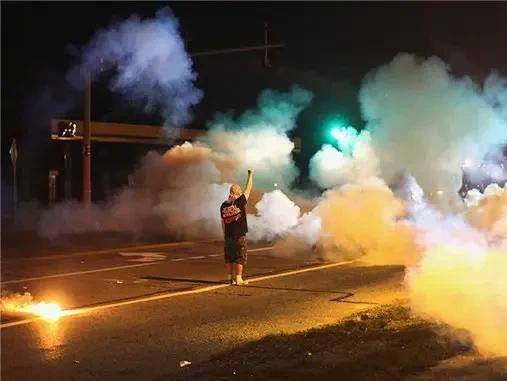 破坏之王——特朗普