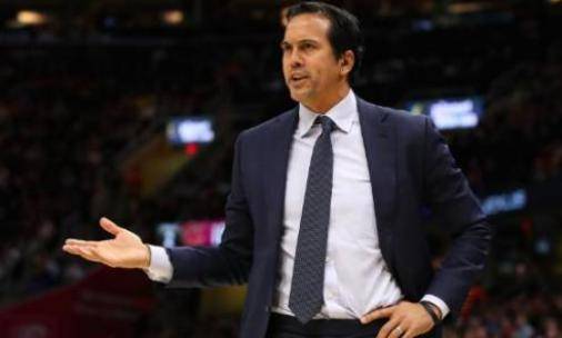 <strong>教练：NBA必须在赛季恢复时利用这个</strong>