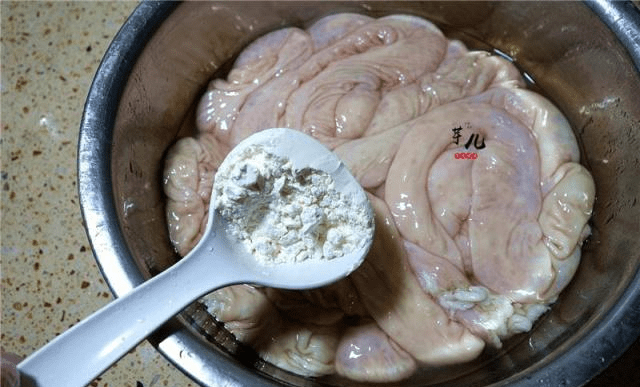 怎么洗肥肠干净没有腥味 375ed6c365af4c31afde5b3bd448347b.png