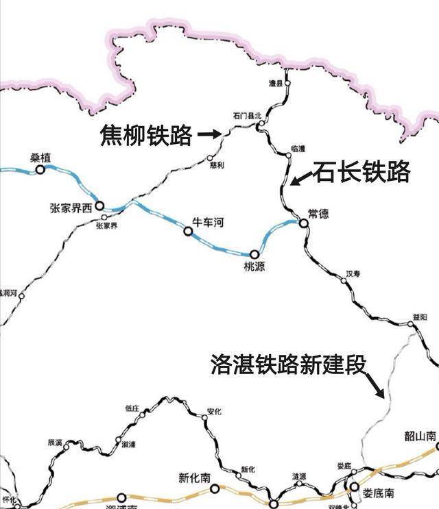 枝柳铁路(后贯通为焦柳铁路),由于是三线建设产物,普遍要避开大中城市