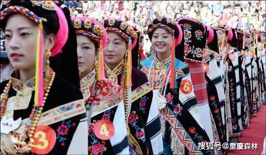 丹巴有三绝::藏寨,碉楼和美女人常道康定的汉子,丹巴的美女,丹巴女子