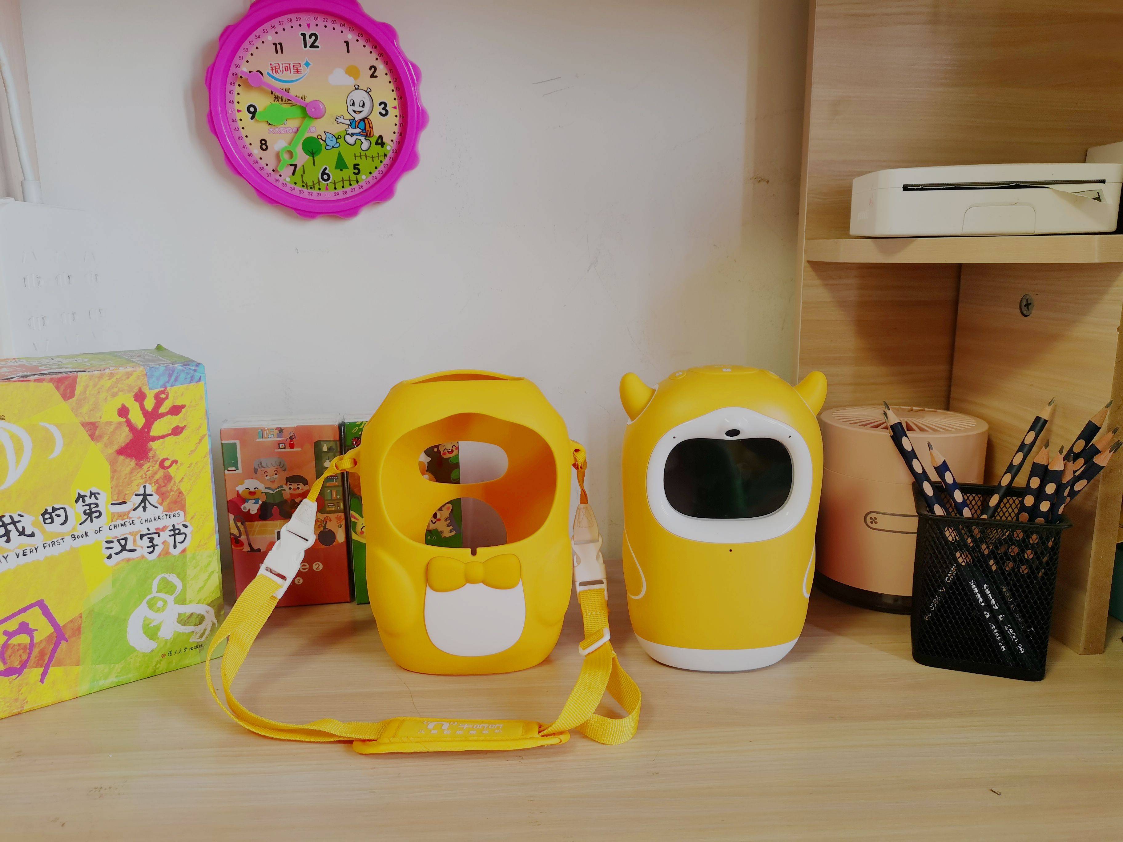 不再枯燥,牛听听早教机读书牛3.0让孩子在玩乐中成长