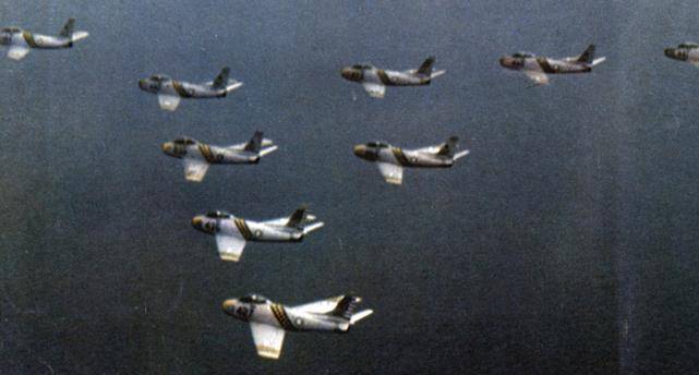 二战中击坠数量达到275架德国空军传奇直到因病去世
