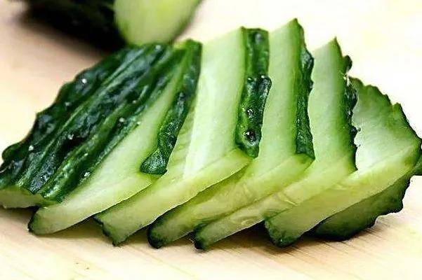 黄瓜片怎么吃会腹泻