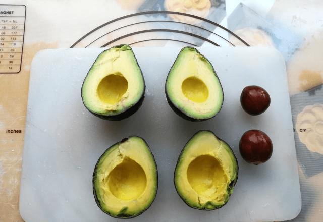 如何挑选带泥黄瓜 2810958122d54082a3e8ac4b3cbad3ea.png