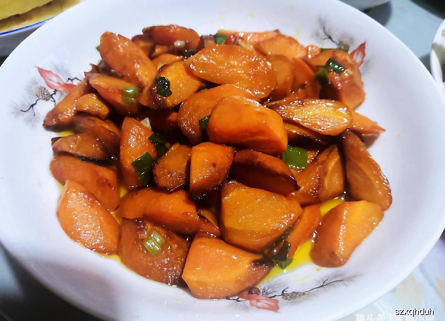 肥肠配什么烧最好吃 63908a7546b9423ea15cf519f9339e82.jpeg