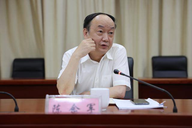 黄军简谱_黄军背包