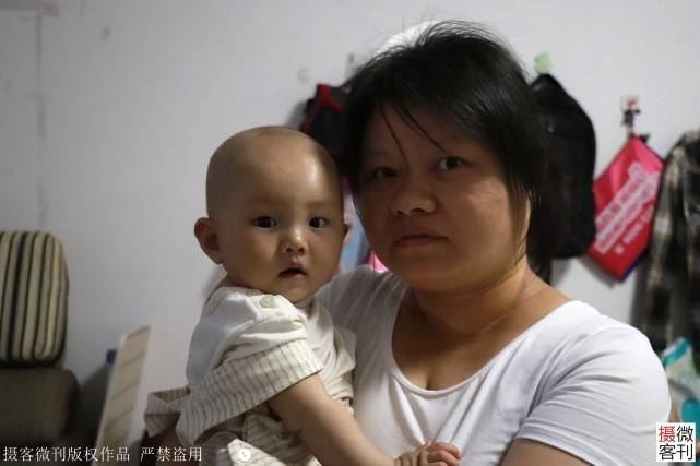 女儿|一月后大女儿患血癌恳求妈妈：别放弃我女子生下二胎全家喜悦