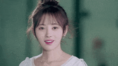 为什么大家总说自信的女孩才会走得更远