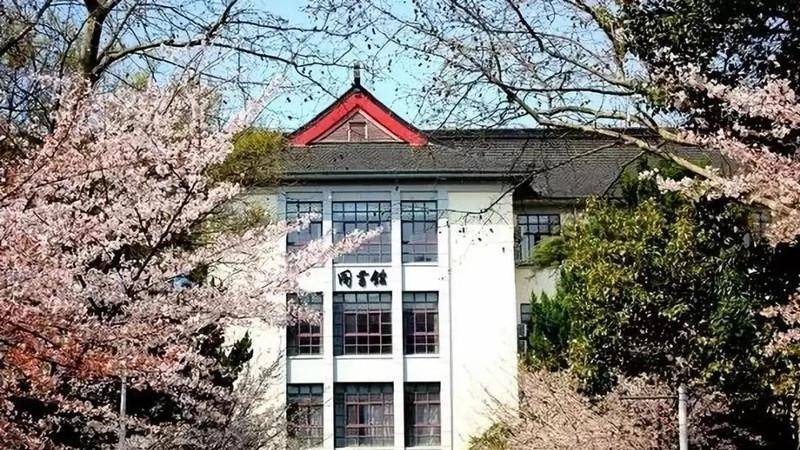 高考结束后，学生择校时除了专业，还应该注意这些？