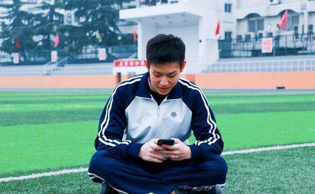 高三|高考每科要考多少分才能稳上985或211大学？高三学子看过来！