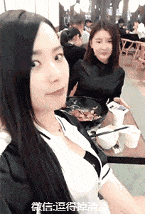 搞笑gif段子:这就是我不买豪车的原因,我要锻炼我的自制力!