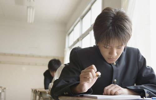 初中生专属的四种“痛苦”，尤其第四个，老师：每个班都会经历