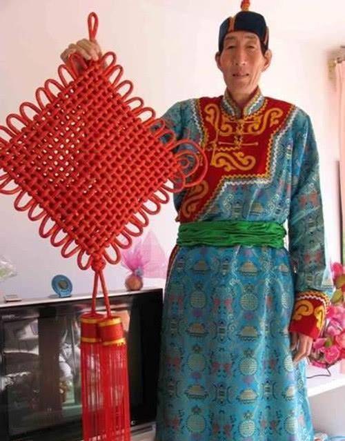 医生|坚持要和老婆生孩子，如今成了这样当年中国第一巨人鲍喜顺不顾医生反对