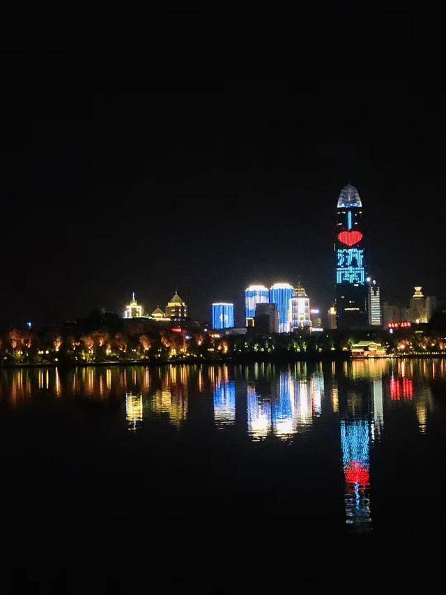 长沙和合肥gdp对比20_长沙的变化对比图片